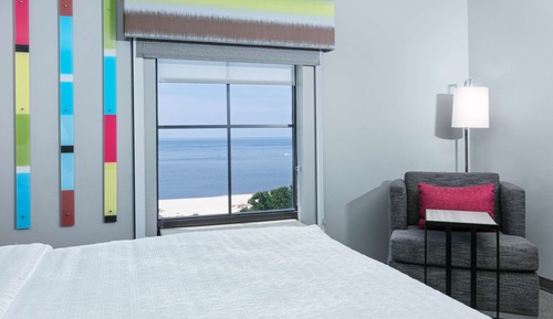 Suite, 1 King Bed, Beach View