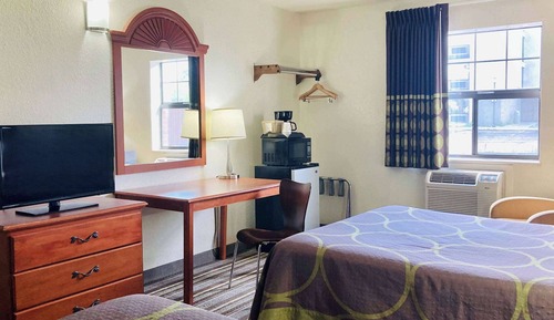 Standard Room, 2 Queen Beds, Non Smoking