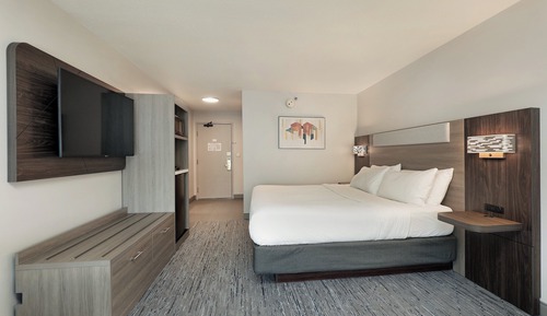 Standard Room, 1 King Bed