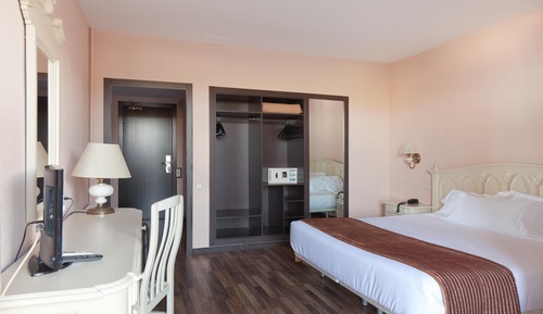 Comfort Double Room, Partial Sea View