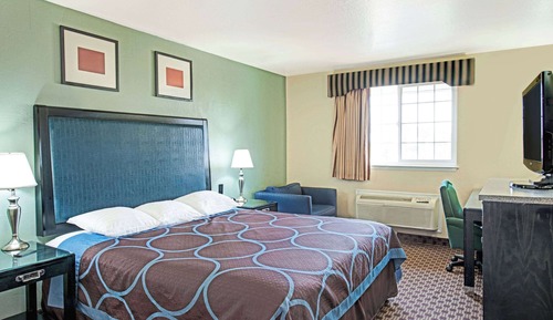 Room, 1 King Bed, Accessible, Smoking (Mobility Accessible)