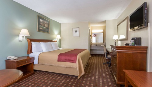 Standard Room, 1 King Bed, Smoking