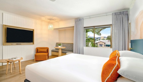 Superior Room, 1 King Bed