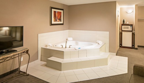 Suite, 1 King Bed