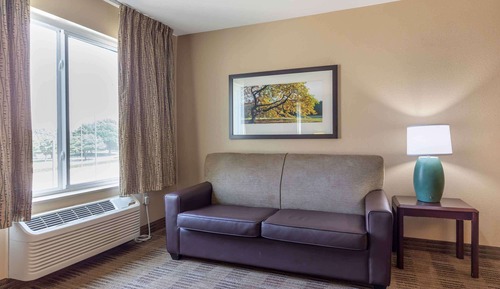 Deluxe Studio, 1 King Bed with Sofa bed, Non Smoking