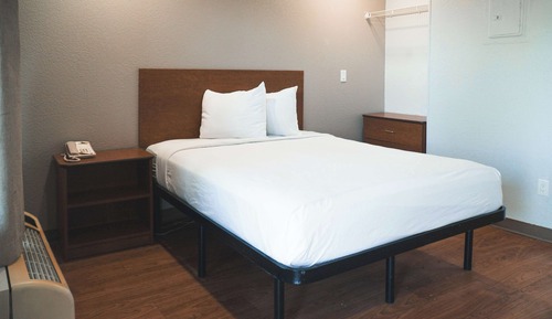 Standard Room, 1 Queen Bed, Non Smoking
