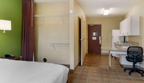 Studio, 1 Queen Bed, Non Smoking
