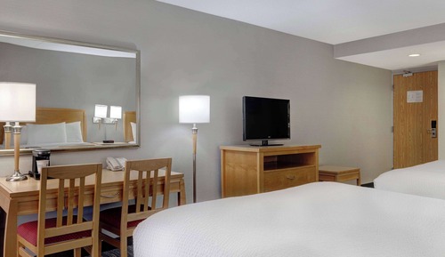 Standard Room, 2 Queen Beds, Non Smoking