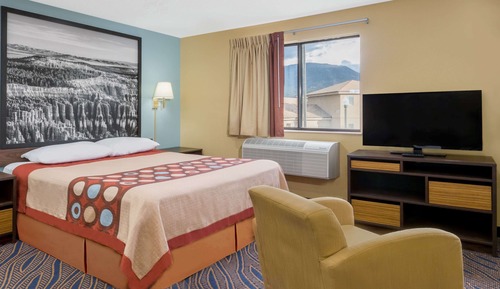 Studio Suite, 1 King Bed, Non Smoking