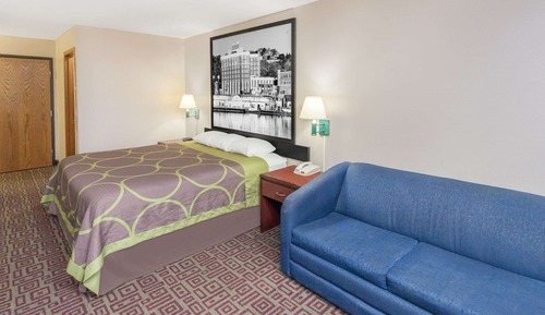 Suite, 1 King Bed with Sofa bed, Non Smoking