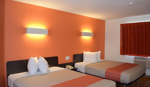 Deluxe Room, 2 Queen Beds, Non Smoking, Refrigerator & Microwave