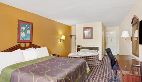 Suite, 1 King Bed, Non Smoking