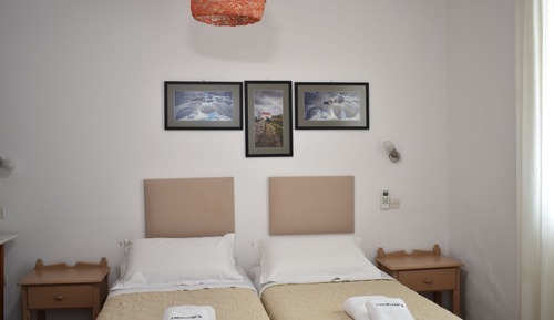 Standard Twin Room