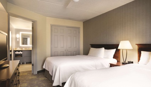 Deluxe Suite, 1 Bedroom, 2 Queen Beds, Kitchen