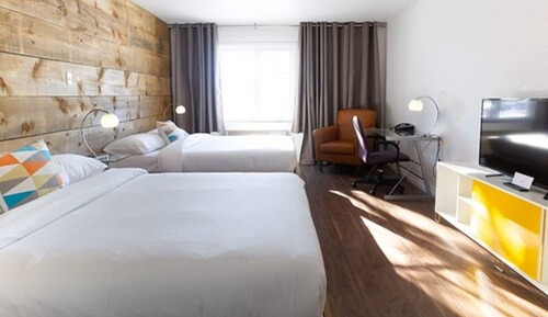 Deluxe Room, 2 Queen Beds