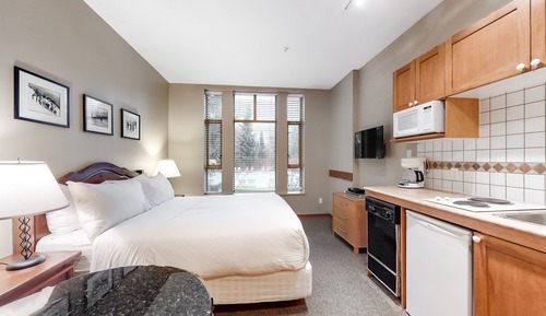 Condo, 2 Bedrooms (Mountain View)