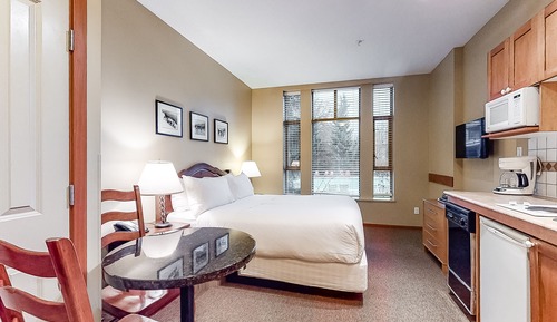 Room (Studio,Mountain View)