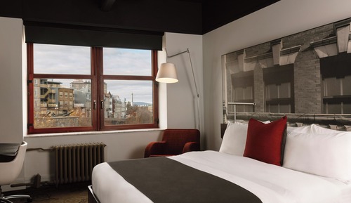 Classic Room, 1 Queen Bed