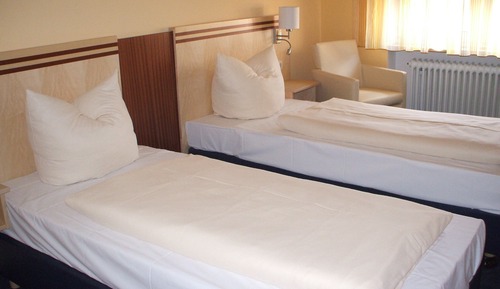 Double Room (Standard)