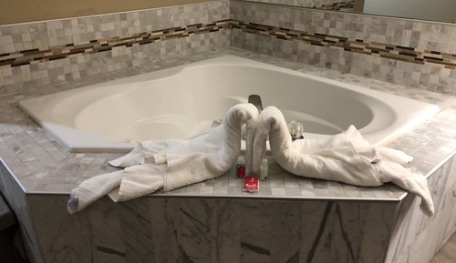 Standard Room, 1 King Bed, Non Smoking, Jetted Tub
