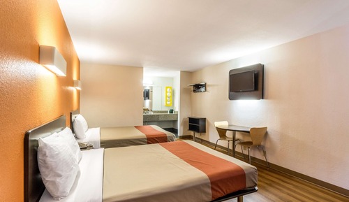 Standard Room, 2 Queen Beds, Non Smoking