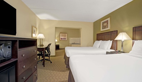 Studio Suite, 2 Queen Beds, Non Smoking