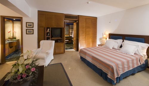 Family Suite, Garden View (Open Plan)