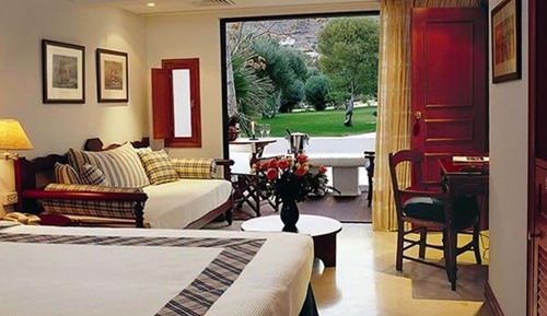 Family Room, 2 Bedrooms, Garden View