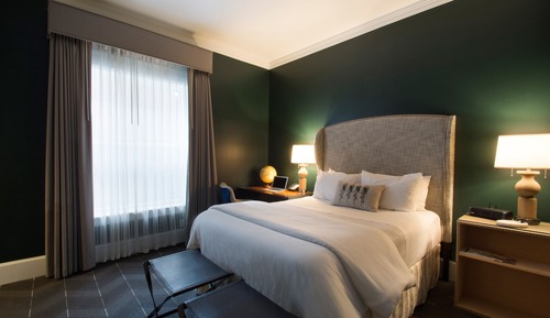 Deluxe Room, 1 King Bed
