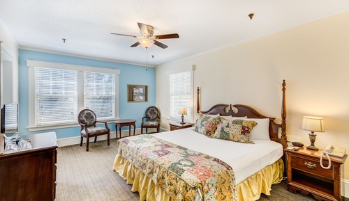 Standard Room, 1 King Bed, Non Smoking