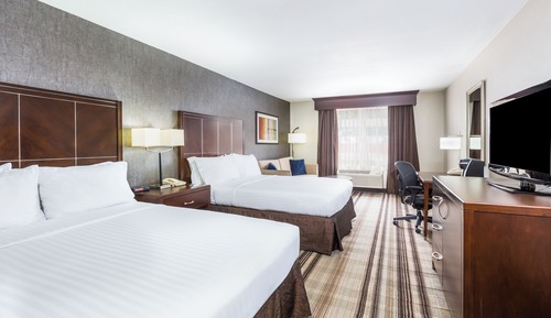 Suite, Multiple Beds