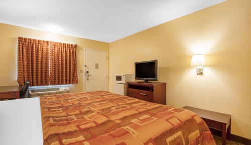 Standard Room, 1 King Bed, Non Smoking