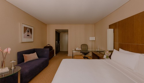 Classic Room, 1 King Bed