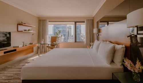 Classic Room, 1 King Bed, Club Lounge Access (High Floor)