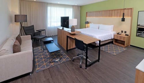 Premium Room, 1 King Bed, Accessible, City View