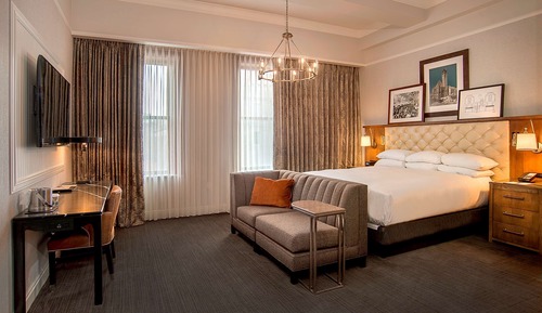 Junior Suite, 1 King Bed (Clock Tower)