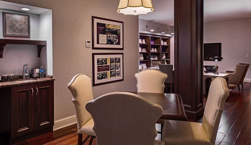 Grand Hall 1 King Conductors Luxury Suite, Club Lounge Access
