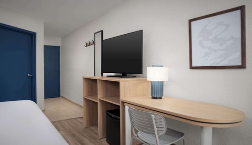 Room, 1 King Bed