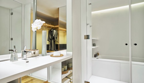 Ocean Deluxe Room
