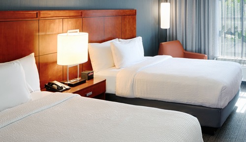Room, 2 Double Beds (Hearing Accessible)