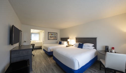 Standard Room, 2 Queen Beds, Courtyard View