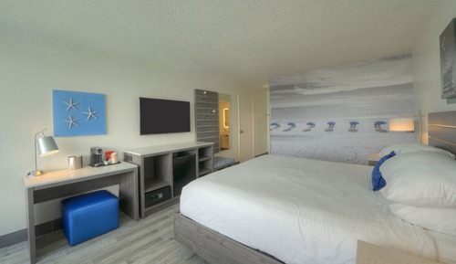 Room, 1 King Bed (Gulf View)
