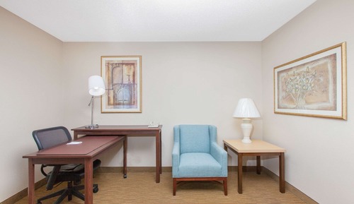 Deluxe Room, 1 King Bed