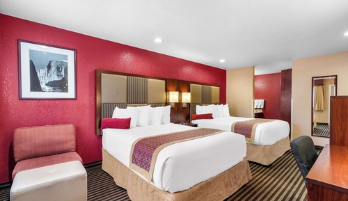 Standard Room, 2 Queen Beds, Non Smoking
