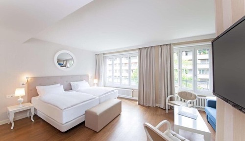 Superior Room, City View