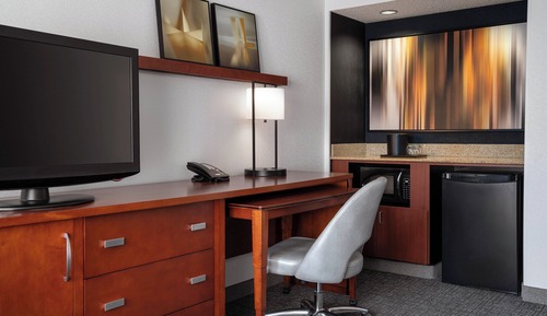 Suite, 1 King Bed with Sofa bed