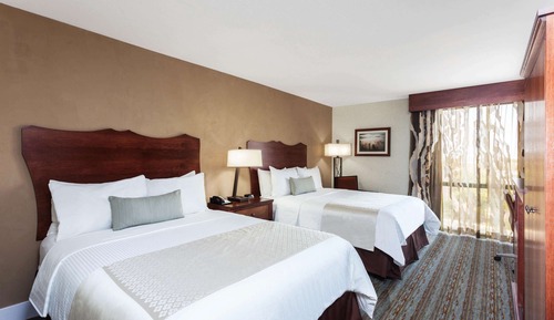 Room, 2 Queen Beds, Non Smoking