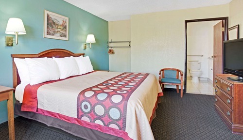 Standard Room, 1 King Bed