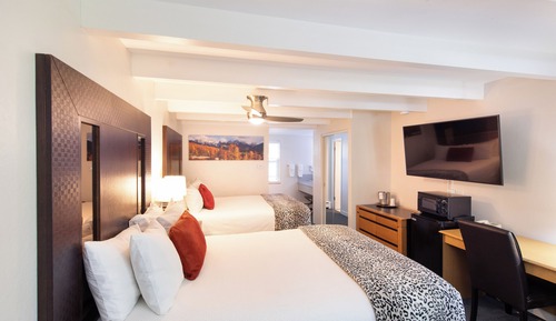 Deluxe Room, 2 Queen Beds, Non Smoking, River View