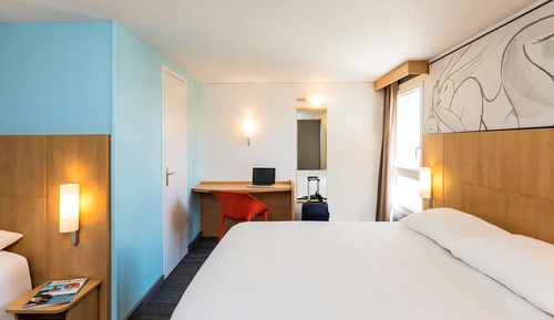 Standard Room, Multiple Beds (VIP)